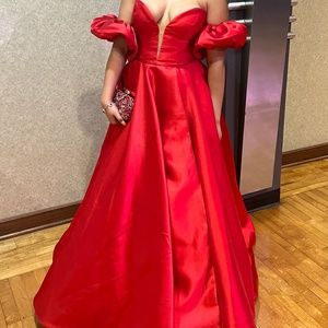 Jovani Gown Red Size 10
